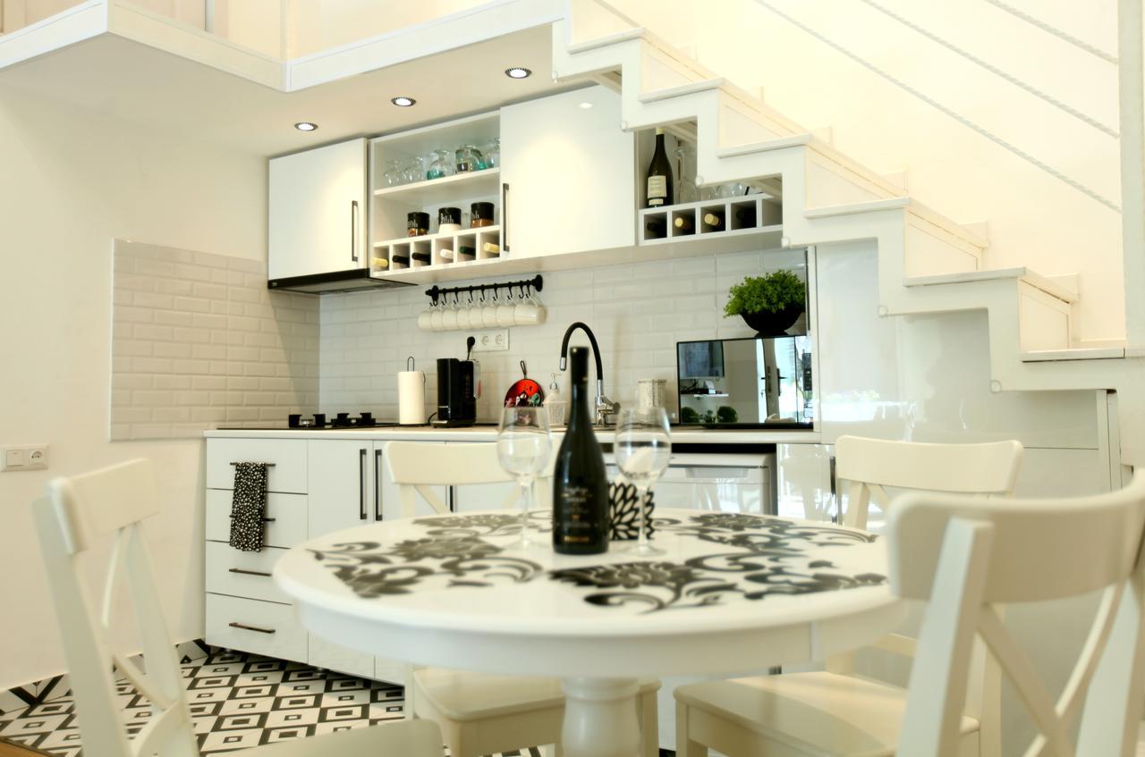 Diplomat Apartment Tbilisi Esterno foto