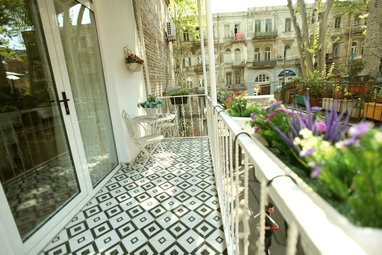 Diplomat Apartment Tbilisi Esterno foto