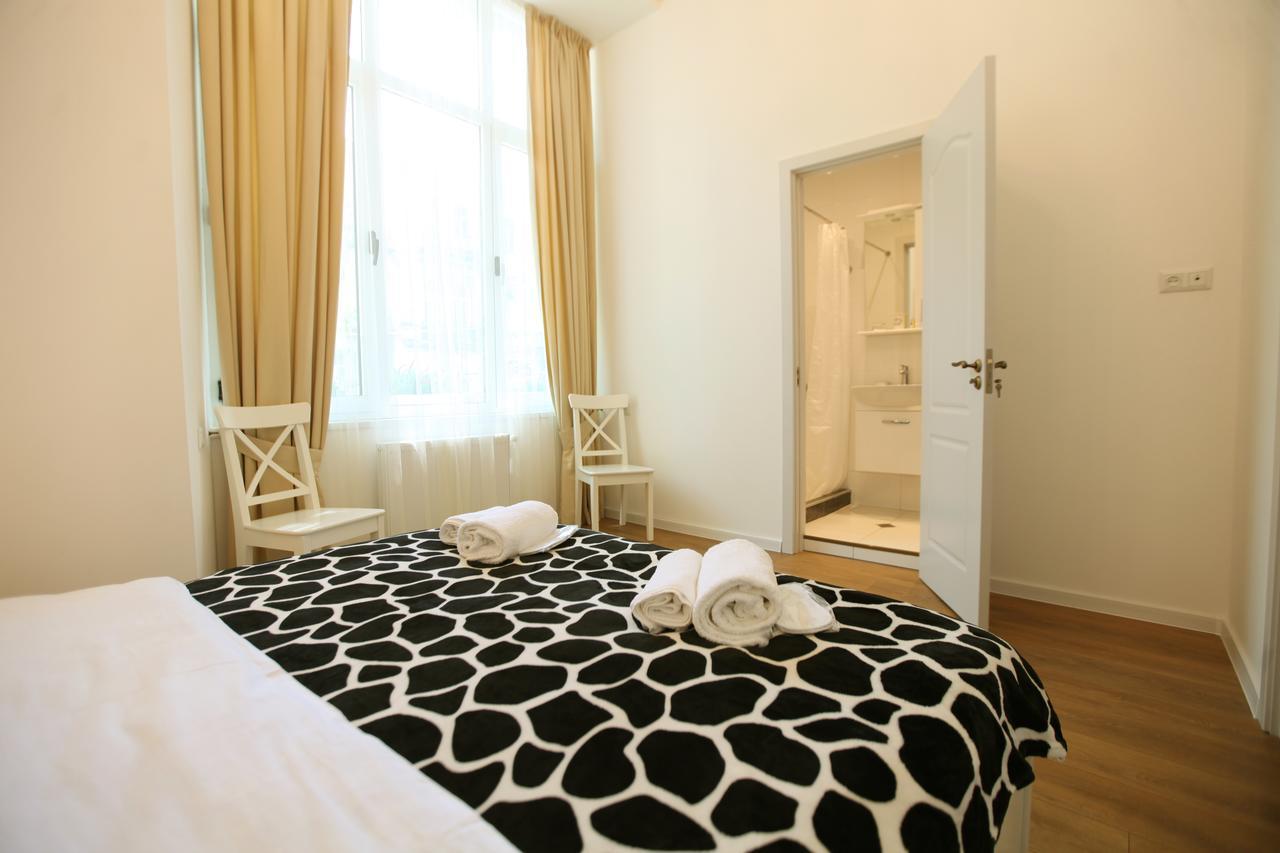 Diplomat Apartment Tbilisi Esterno foto