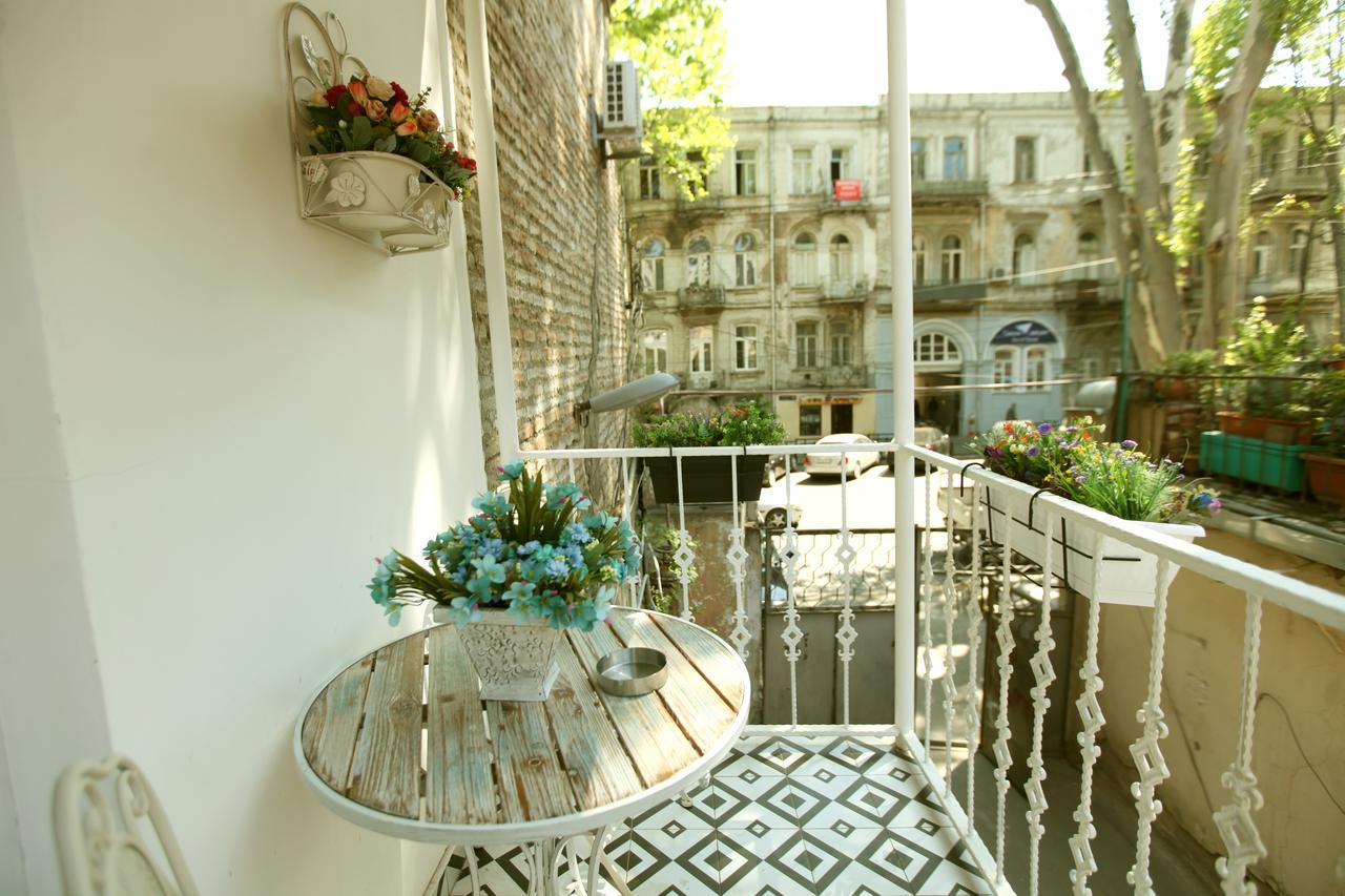 Diplomat Apartment Tbilisi Esterno foto
